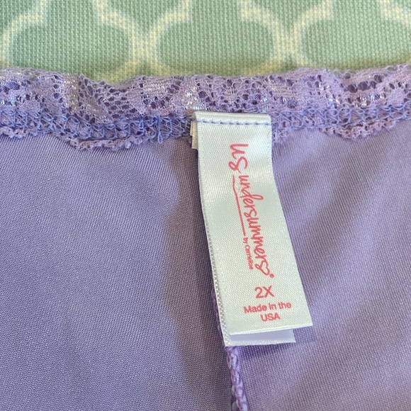 Undersummers Lavender Signature Lace Slipshort 9” Inseam 2X - Picture 3 of 7